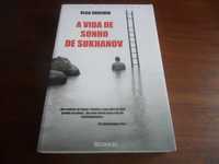 "A Vida de Sonho de Sukhanov" de Olga Grushin