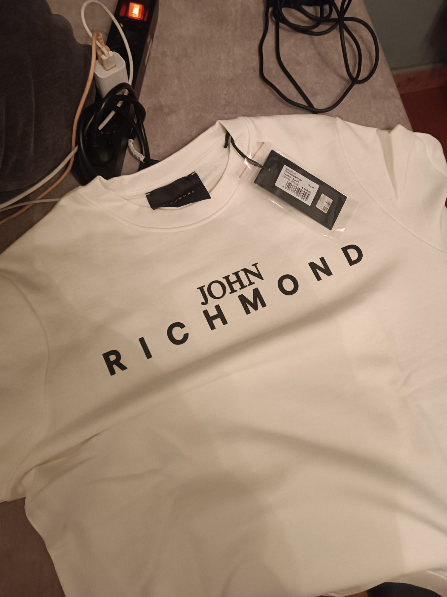 Swet John Richmond Tamanho M
