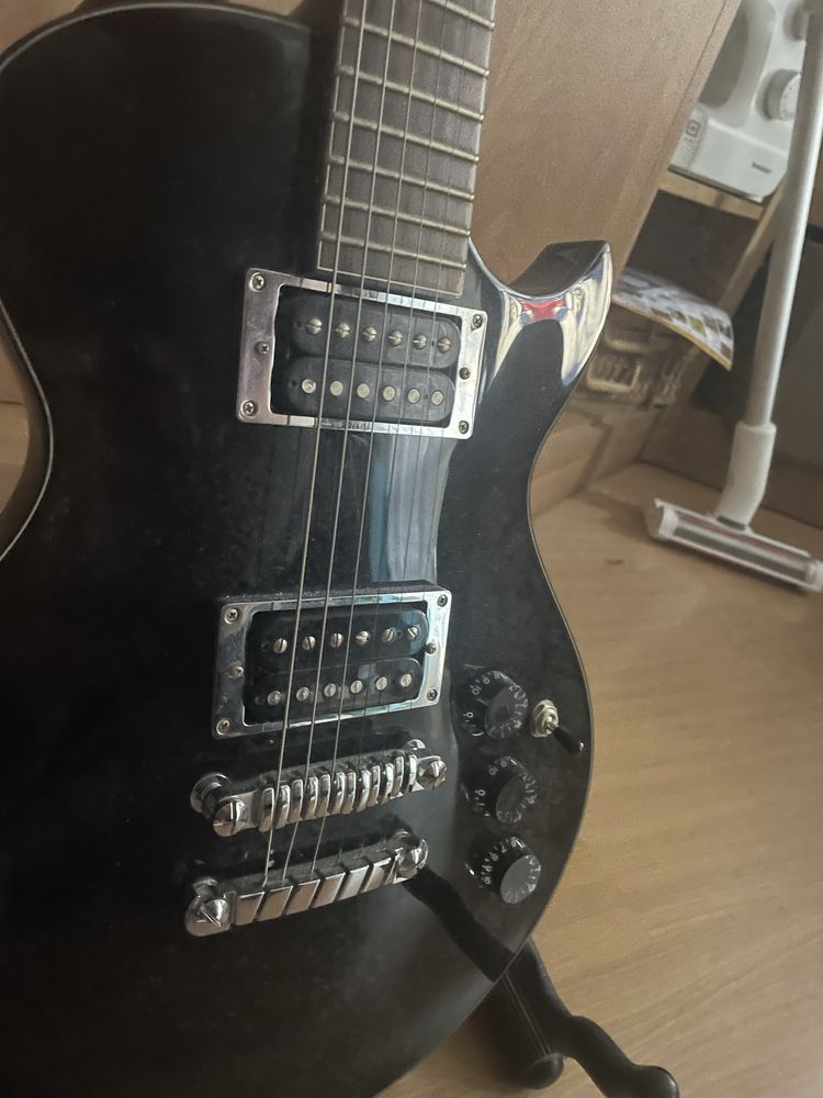 Gitara Ibanez Les Paul + piecyk + pokrowiec