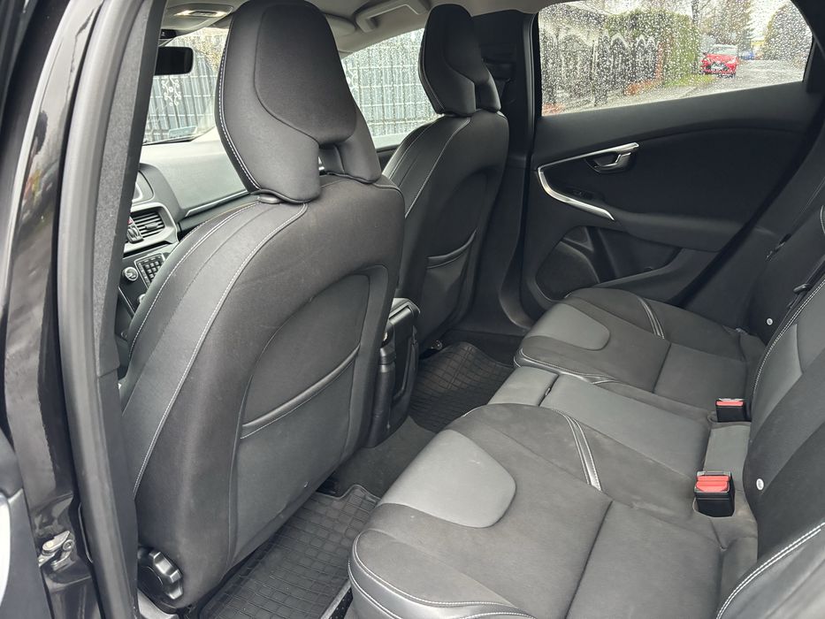 Volvo v40 2.0 diesel