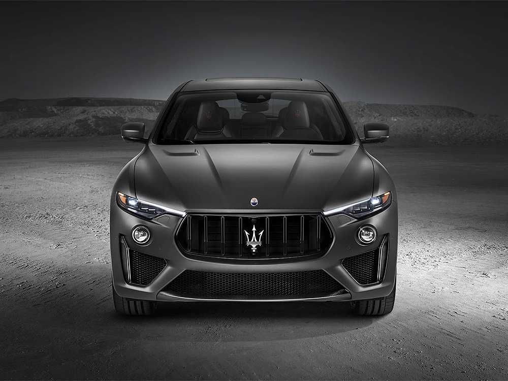 Maserati LEVANTE Gransport GTS Trofeo spoiler splitter zderzaka CARBON