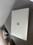 MacBook Air M1 – 256GB SSD / 8GB RAM