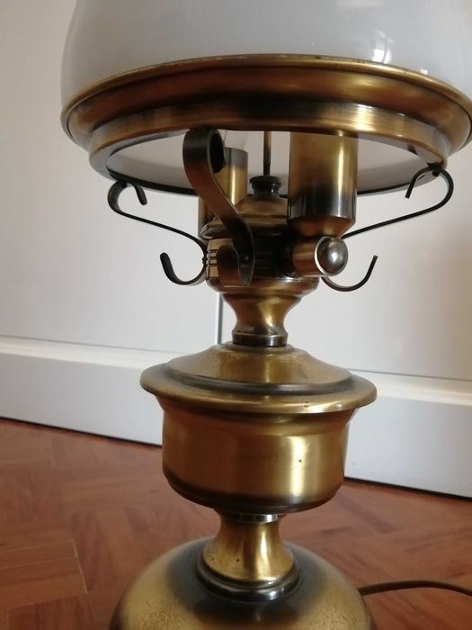 Candeeiro de Mesa