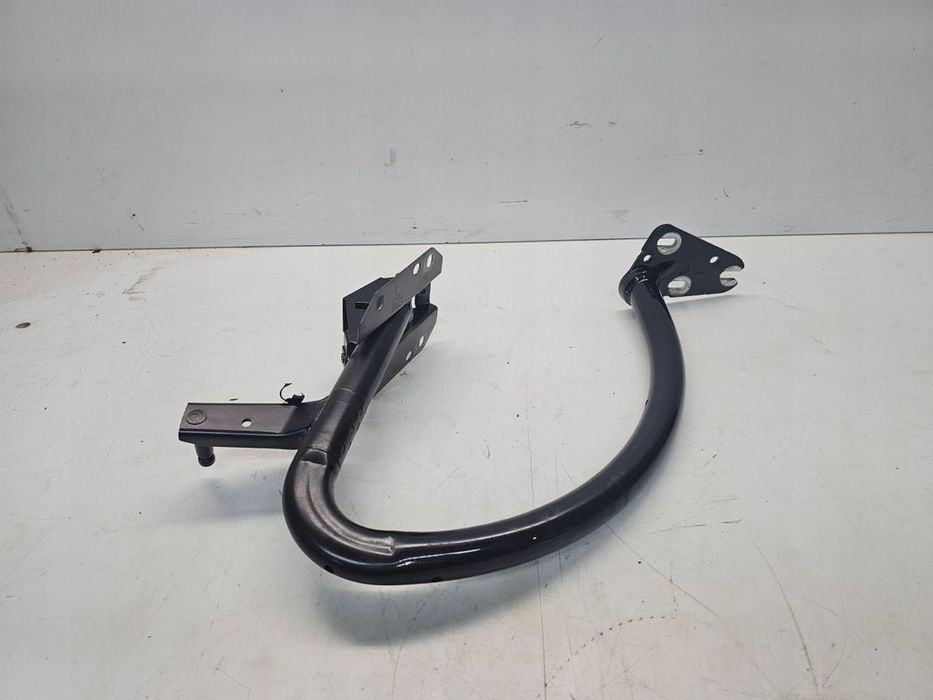 ZAWIAS KLAPY TYŁ PRAWY AUDI A4 B8 SEDAN 8K5827302AB