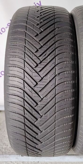 Шини всесезонні R17 215/50 Hankook Kinergy 4S2