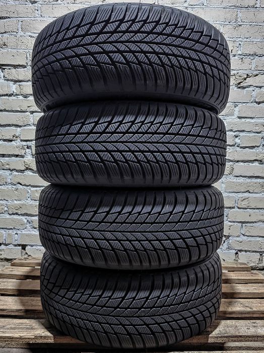 Зимові 195/55r16 Bridgestone | 8.5mm | 2024 | Преміум шини | Як нові