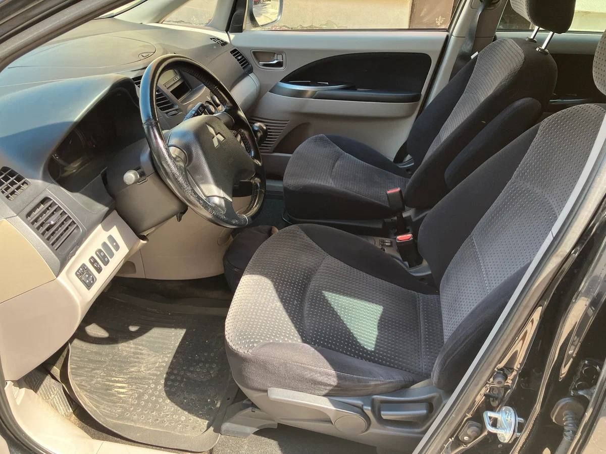 Розборка, шрот,оригінальні вживані запчастини на Mitsubishi Grandis