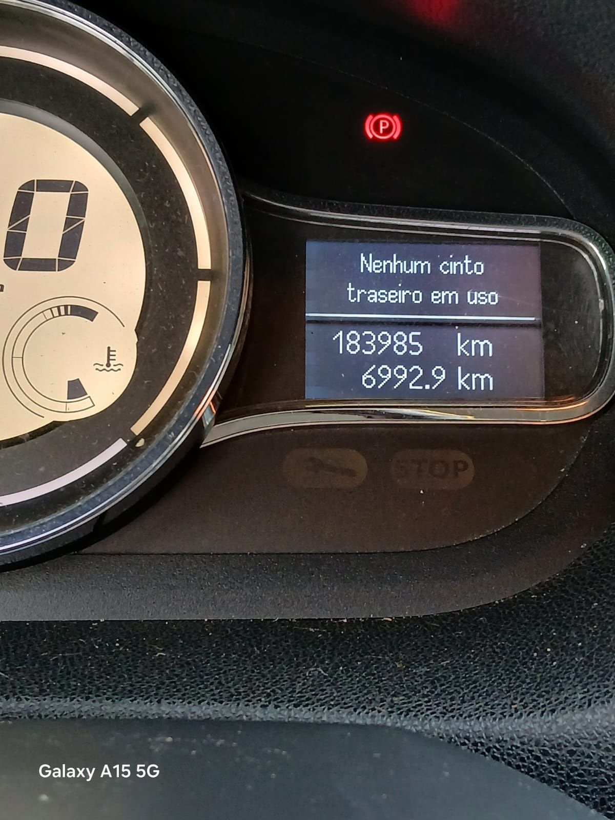 Renault megane lll 1.5  dci 2013 .110 cv.