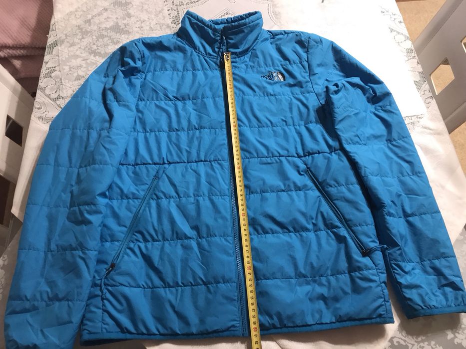 Чоловіча вітровка від The North Face. Розмір М.