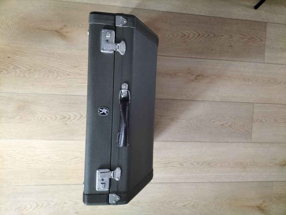 Akordeon Weltmeister Atlantic III N 120 basów 4 chòry po prostu NOWY
