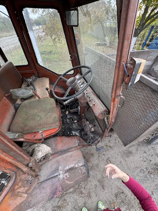 Трактор  ХТЗ Т-16 М