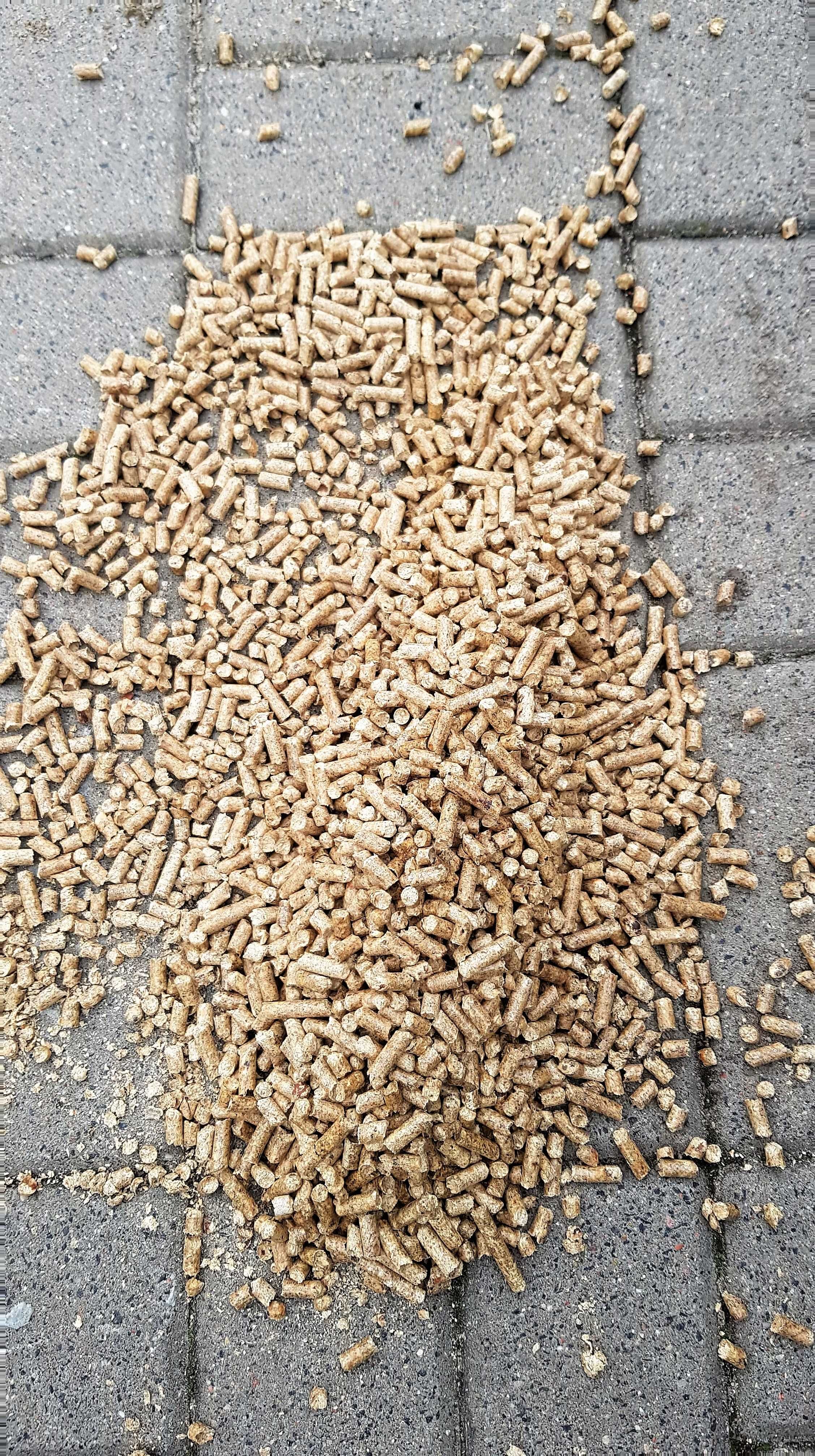 Pellet sosnowy A1 , jak olczyk, dostawa, pelet gwarancja jakości