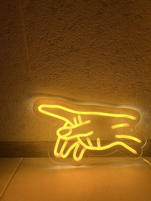 Продам неонові вивіски