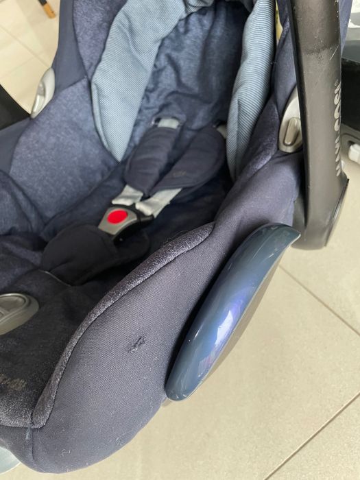 Fotelik nosidełko z bazą Maxi Cosi cabriofix 0-13 kg