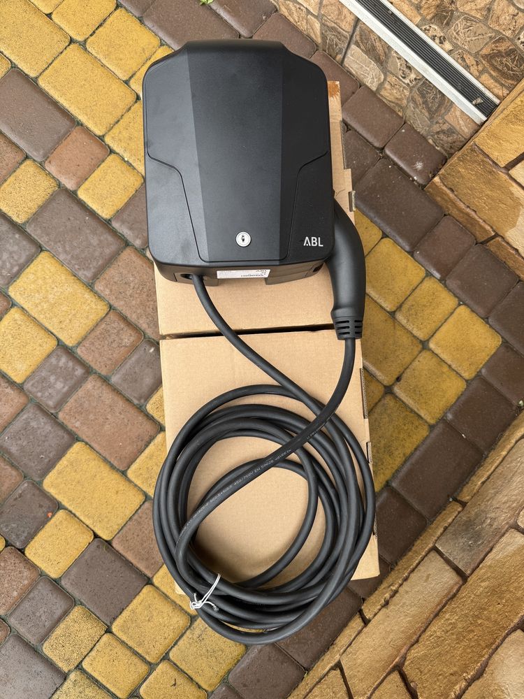 Зарядна станція (NEW) eMH1 11 кВт 380В ABL Німеччина 1W1108