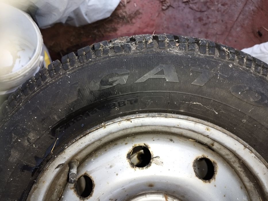 Opony 185/70 R14 całoroczne