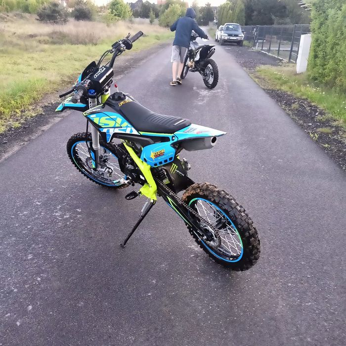 Asix lizard dirtbike 125