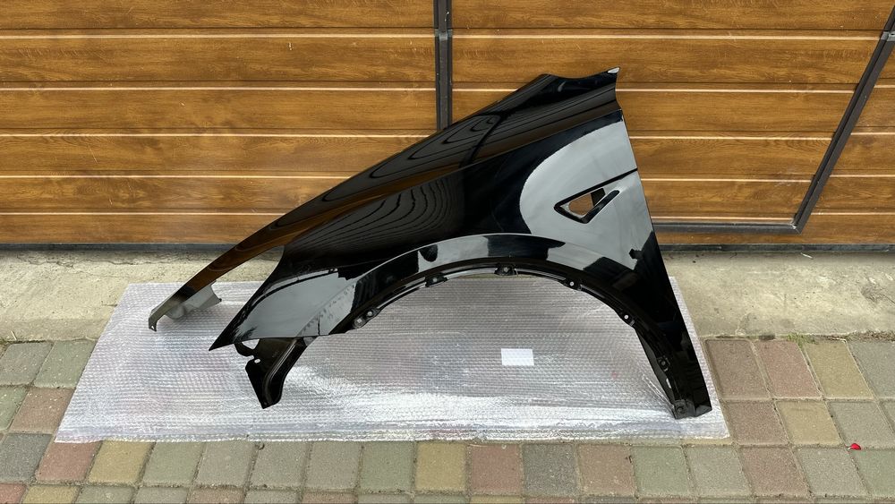 Крило переднє ліве Тесла модель У Tesla Model Y чорне в колір PBSB
