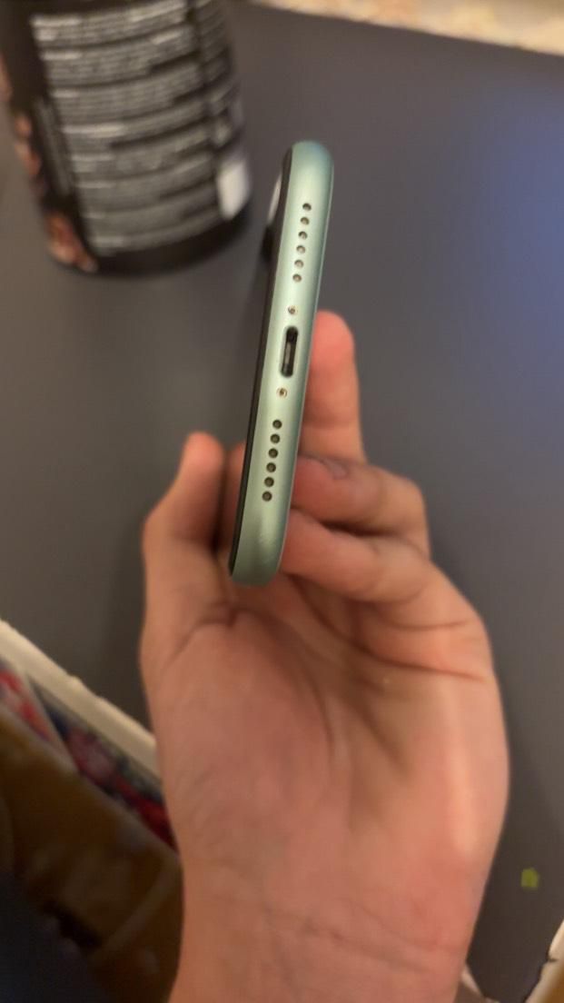 iPhone 11 stan dobry
