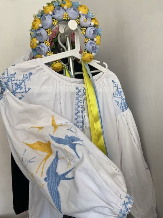 Вишиванка на дівчинку