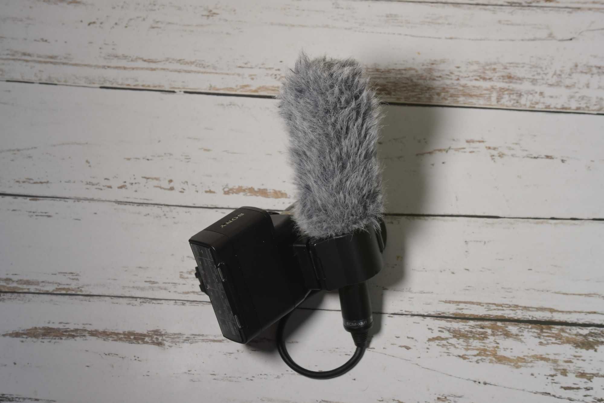 Zestaw adaptera sony  XLR-A2M z mikrofonem