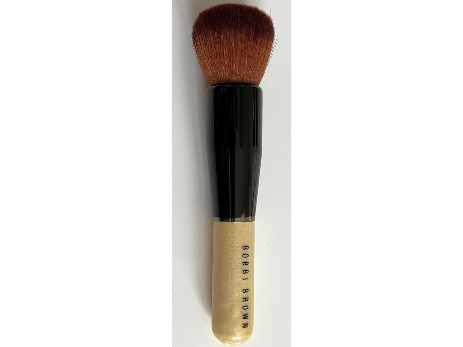 Nowy pędzel BOBBI BROWN Full Coverage Face Brush