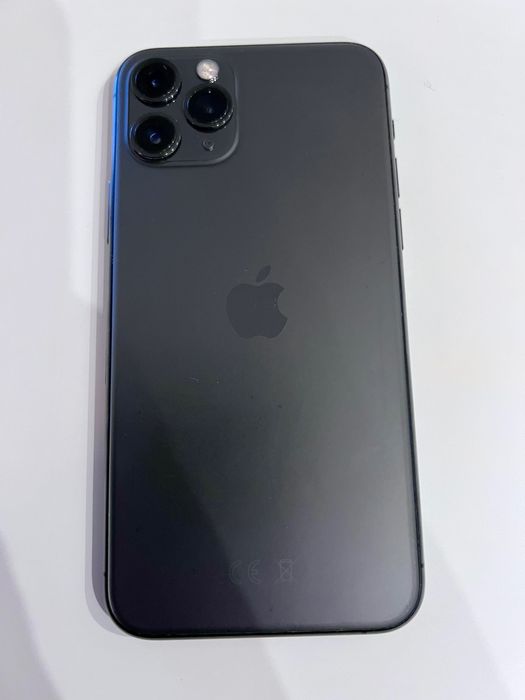 iPhone 11 Pro w świetnym stanie