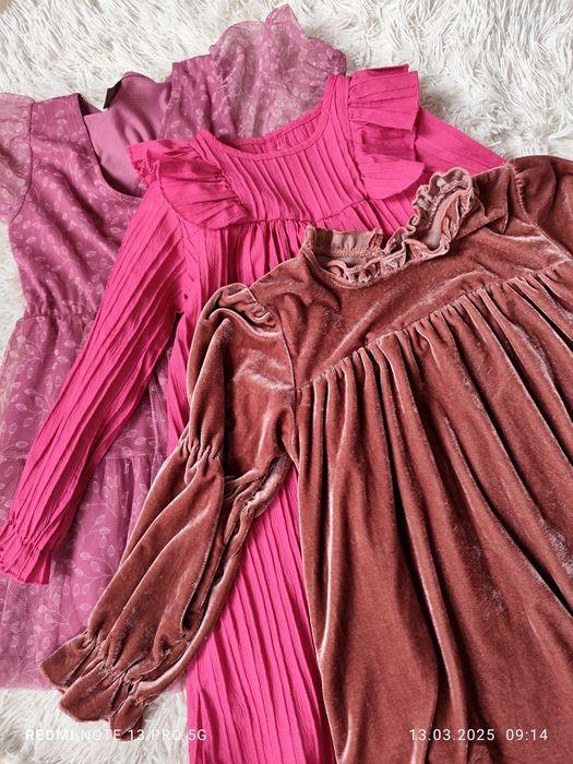 Sukienki dla dziewczynki rozmiar 122