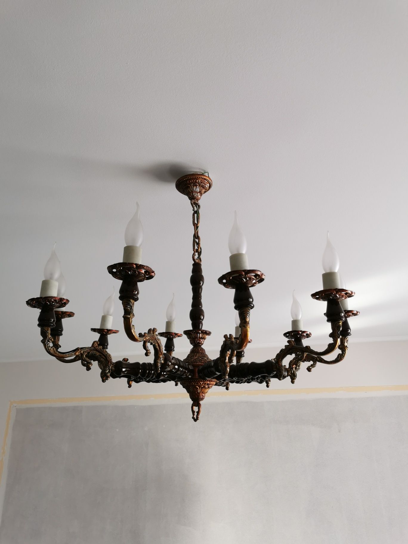 Lampa wisząca klasyczna