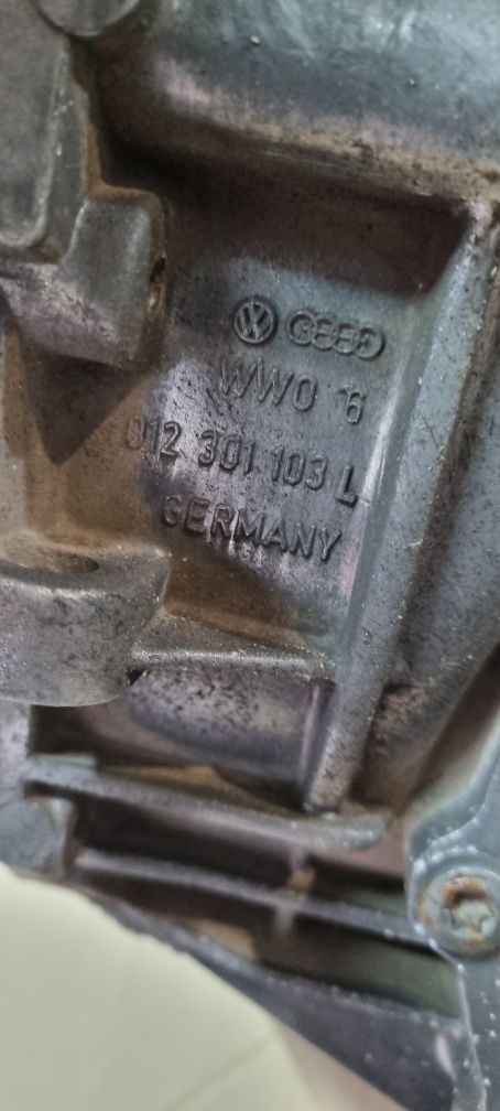 КПП 5 ступ 1.6, 1.8 012301103L VW Passat B5 Audi a4 b5 коробка передач