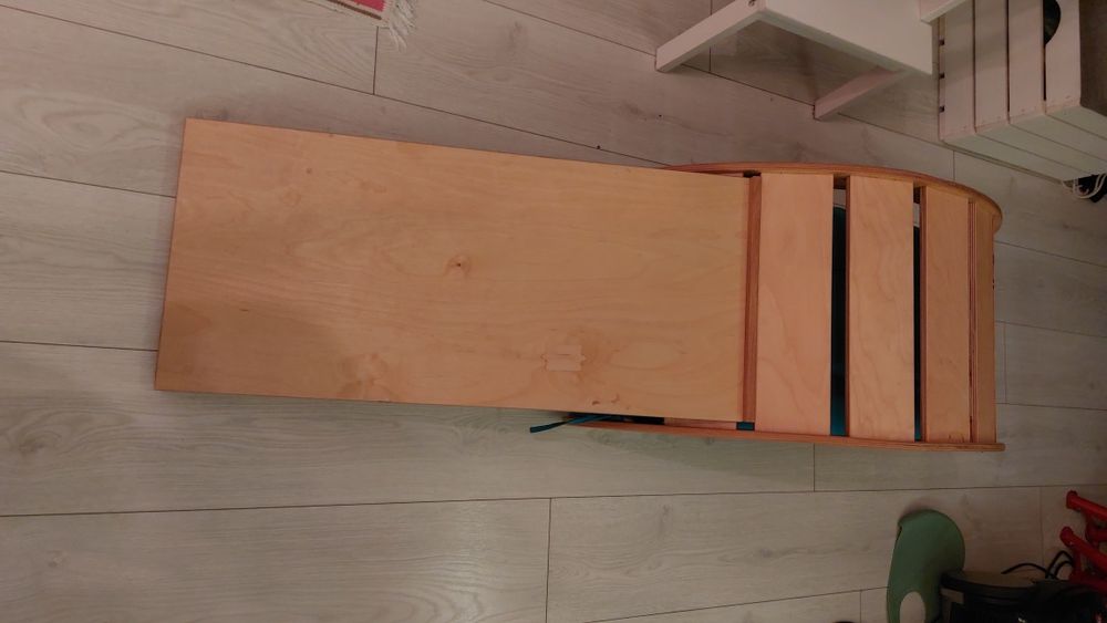 Bujak Montessori że zjeżdżalnią, stolikiem + poduszka