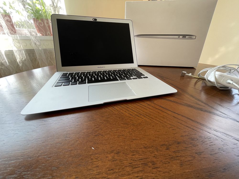 MacBook Air 13” 2015г Макбук Аир ноутбук i5/8gb/256