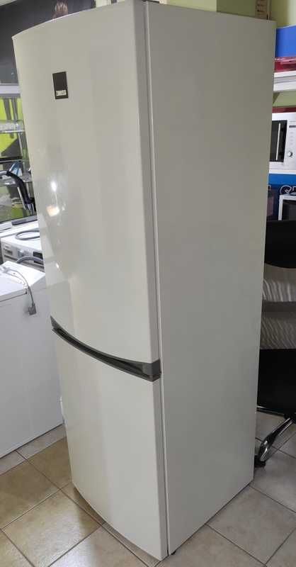 Холодильник Zanussi ZRB36101WA б/в