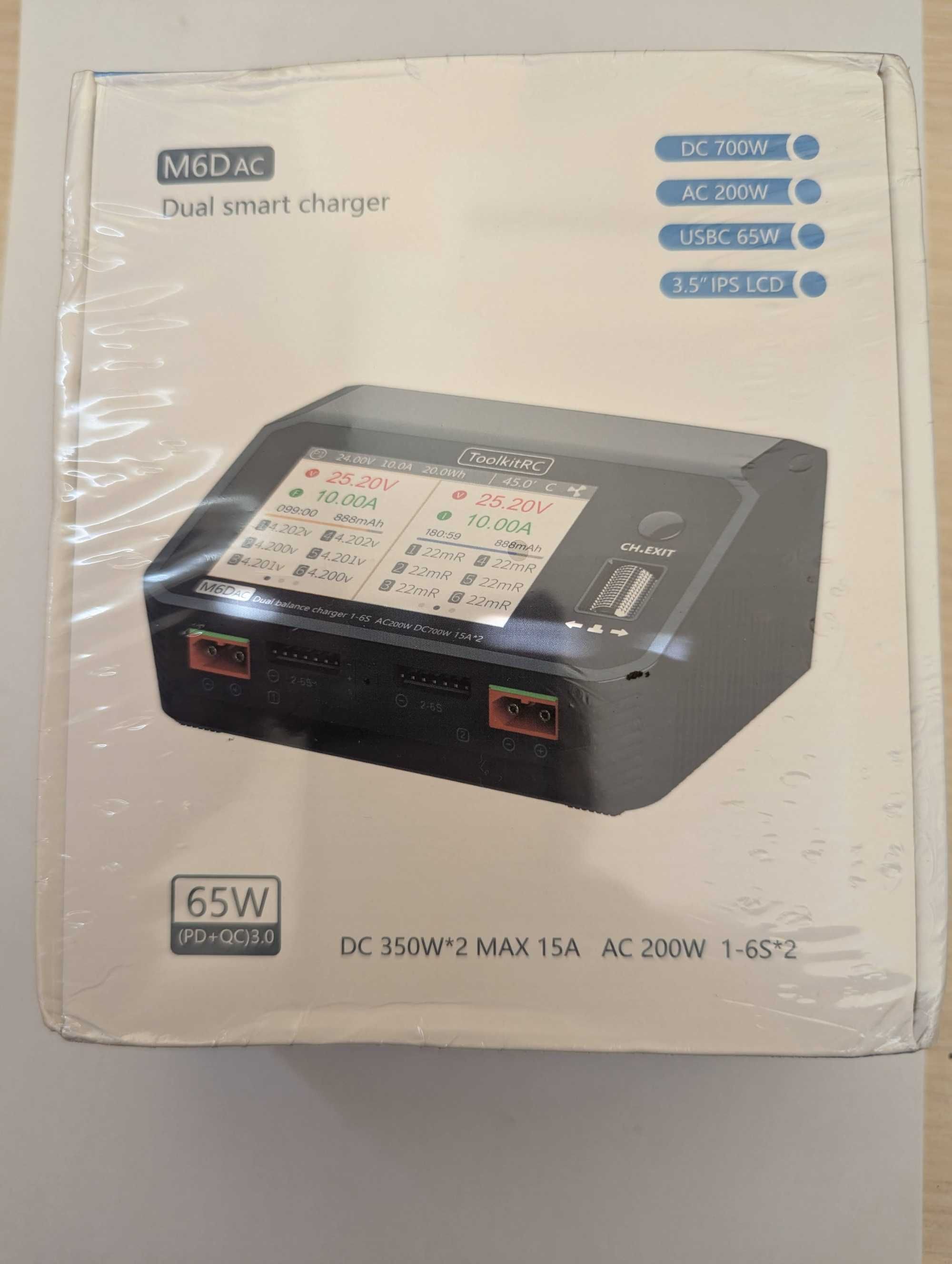 Зарядний пристрій ToolkitRC M6Dac