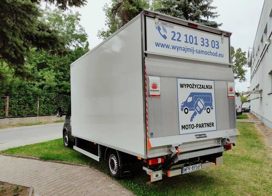 Wynajem #Iveco Daily #Kontener z windą #Winda #Dostawczy #Skrzynia 8EP