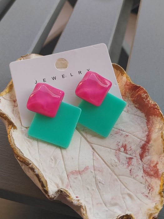 Brincos médios | verde e rosa | leves | Novos com etiqueta