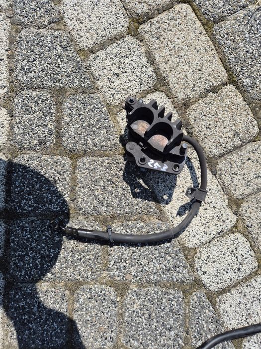 Zacisk hamulcowy Suzuki SV 650