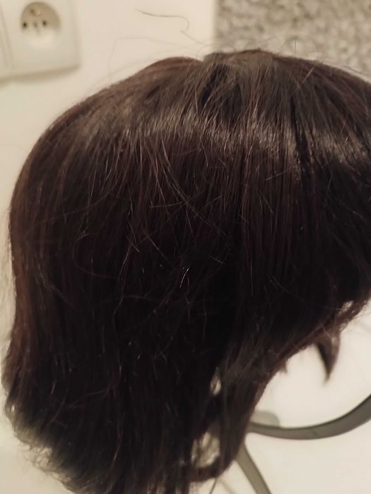 Peruka z naturalnych włosów