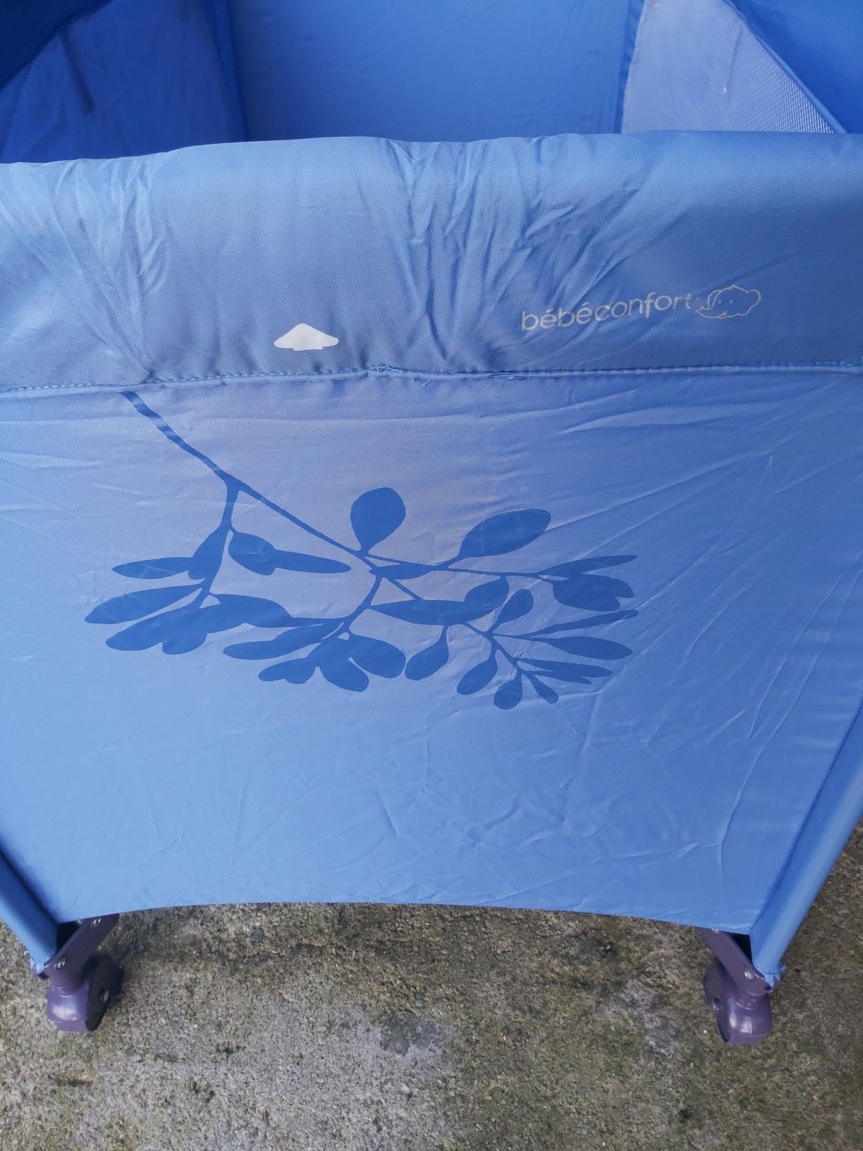 Cama de viagem/parque da bebeconfort