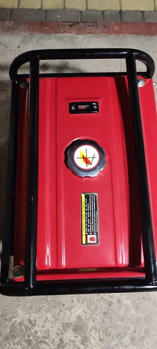 Генератор 2200-2700Ват