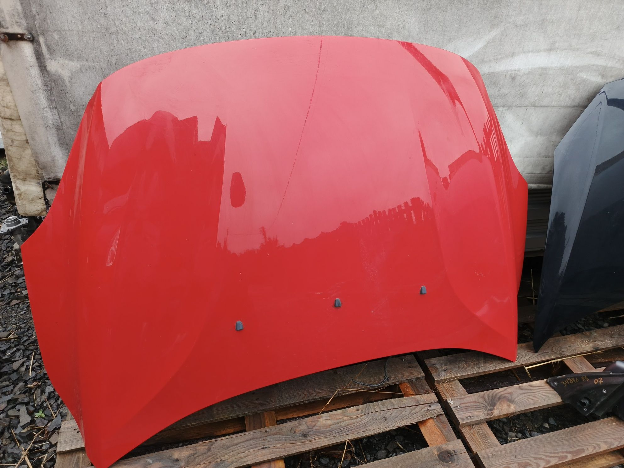 Volvo V40 II maska 614-46