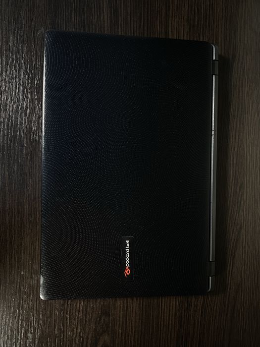 Ноутбук в ідеальному стані)