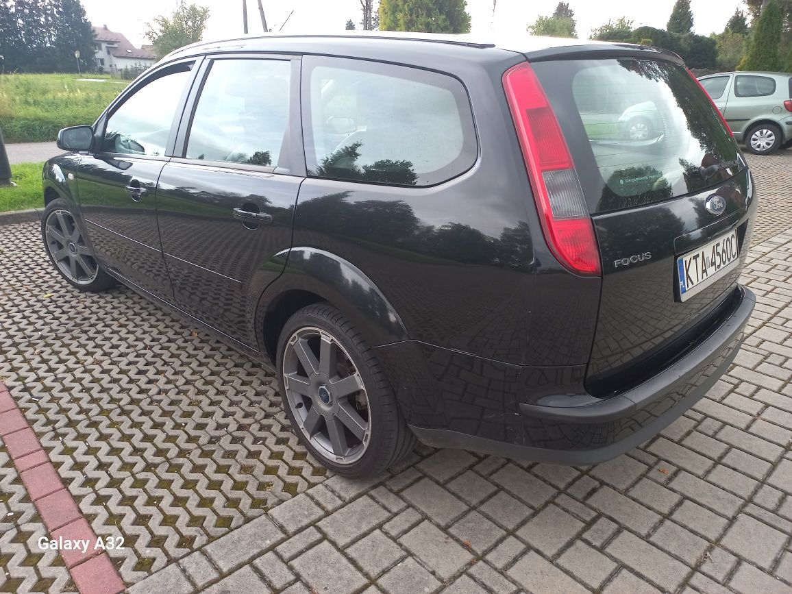 Ford Focus MK2 Titanum 2.0 duratec 145 km