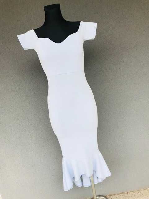 Sukienka asymetryczna midi z falbaną dopasowana rybka syrenka błękitna