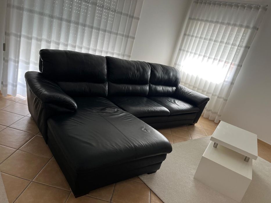 Sofá em pele. ( Não respondo a esquemas mbway)