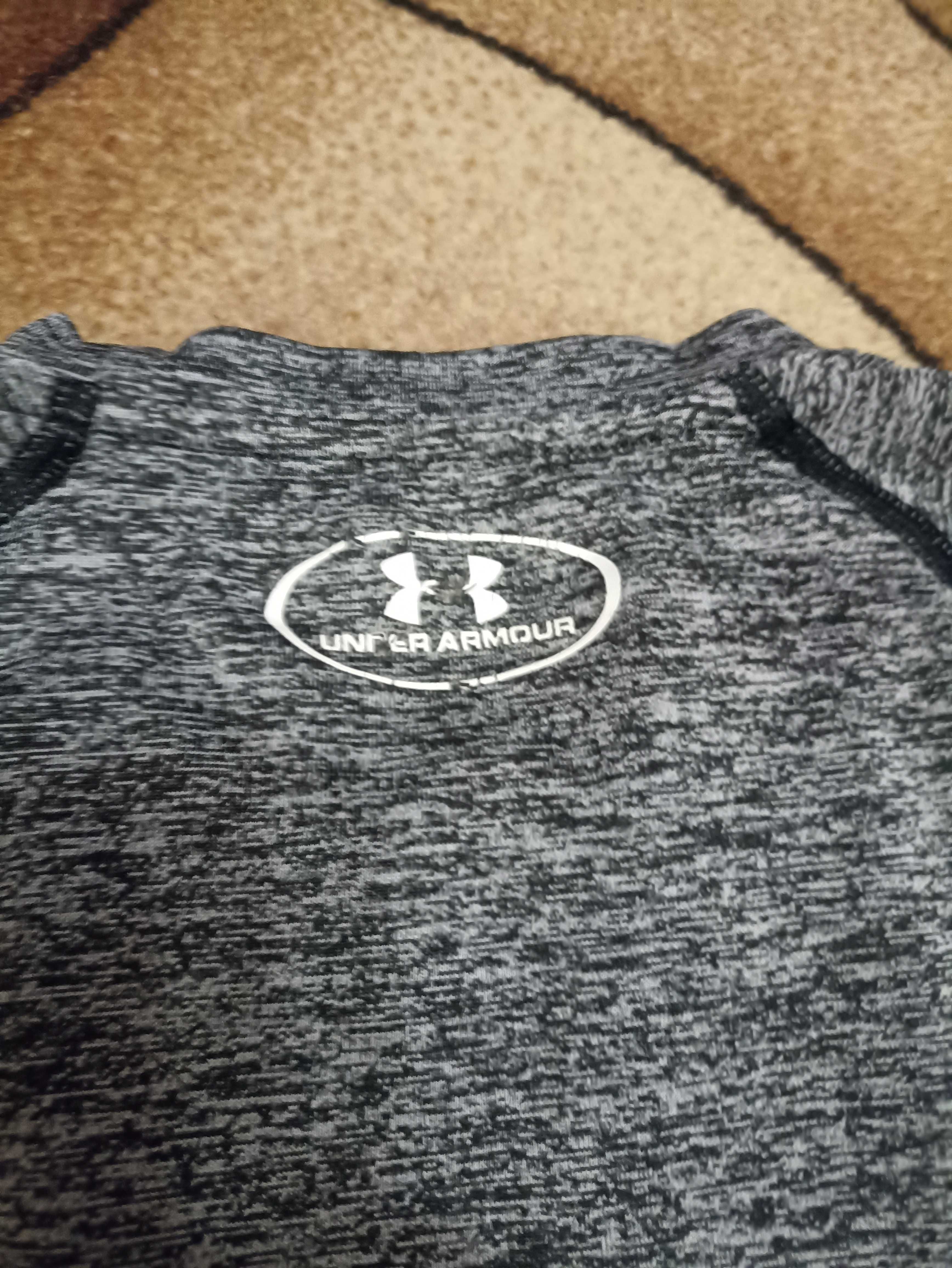 Футболка Under Armour