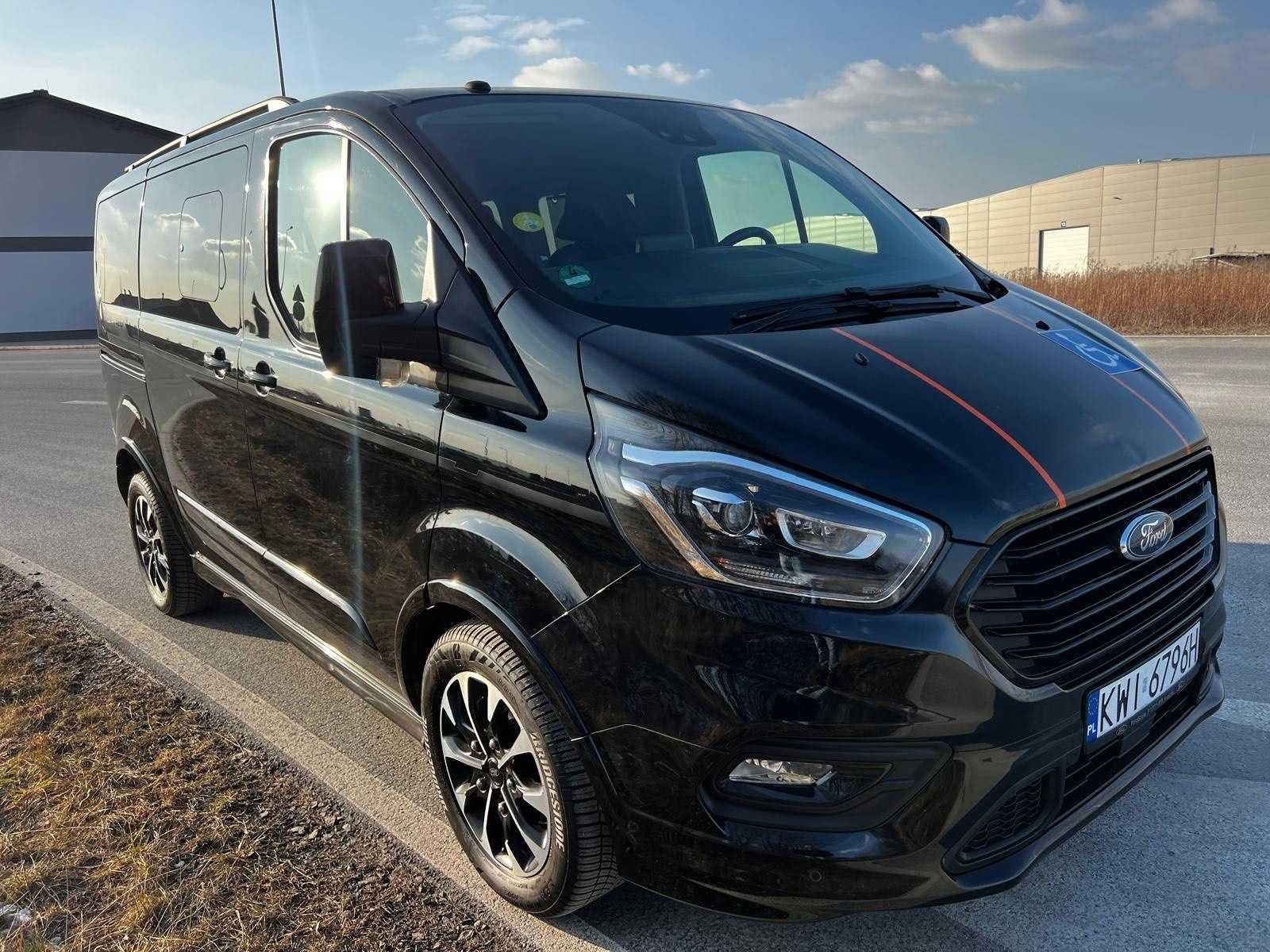 Wynajem busa - bus 8 osobowy - Ford Tourneo - Bus wynajem