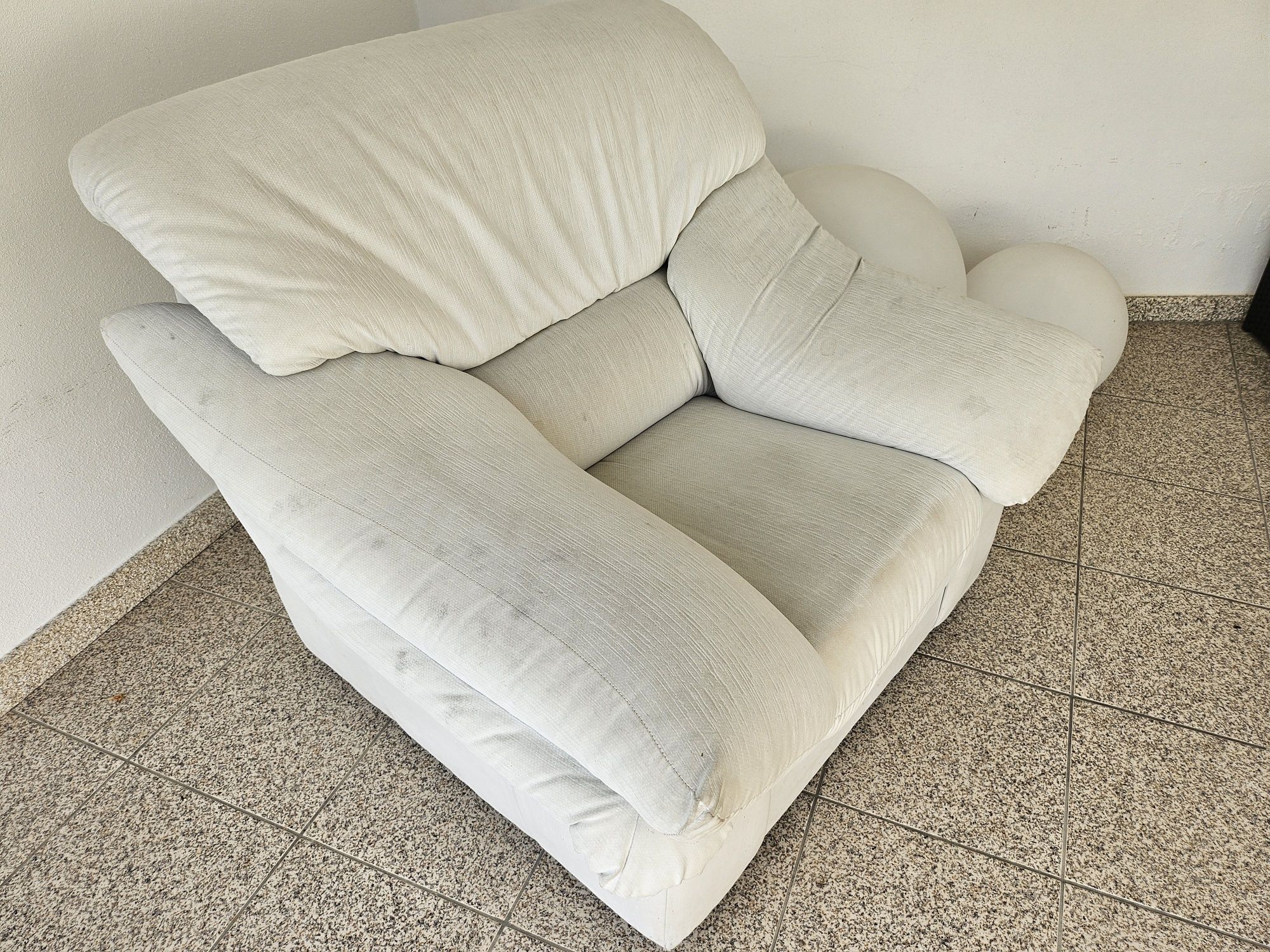 Conjunto de sofá, maple e puf