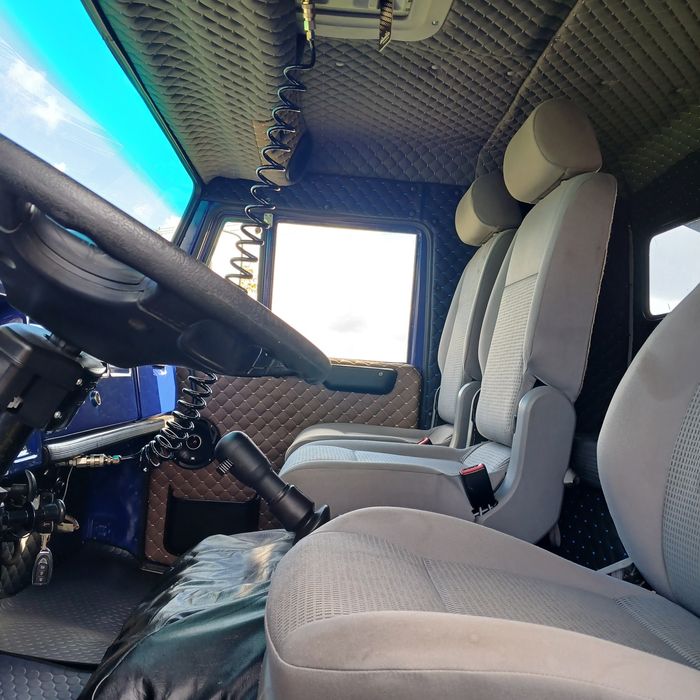 Вантажні автомобілі