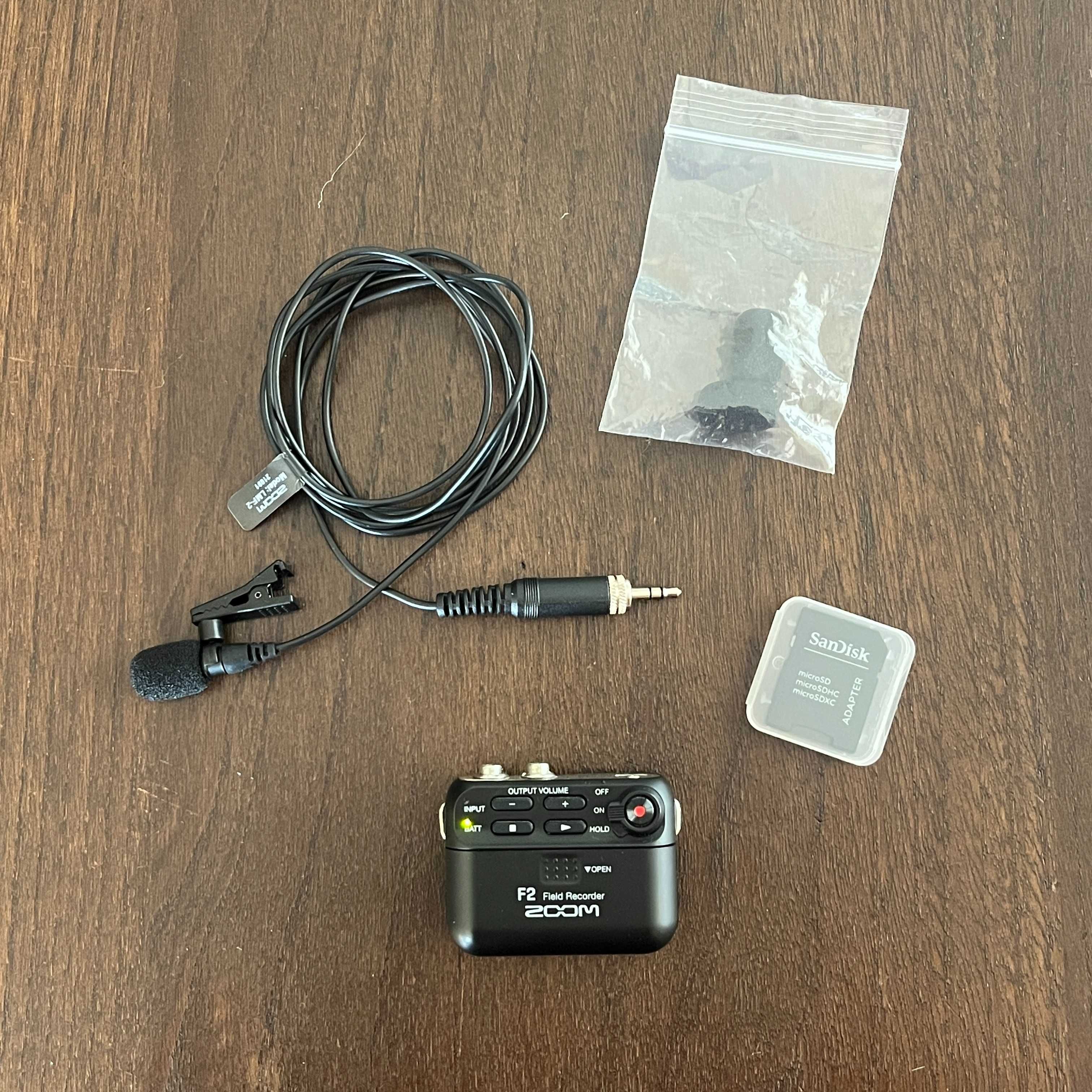 Zoom F2 + microfone de lapela LMF-2
